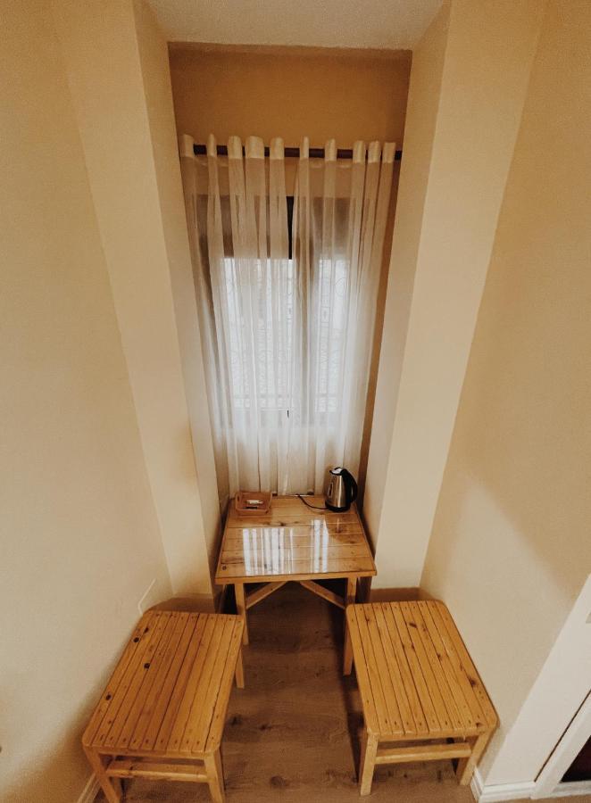 At Pikotiko'S - Korca City Rooms For Rent Exterior photo