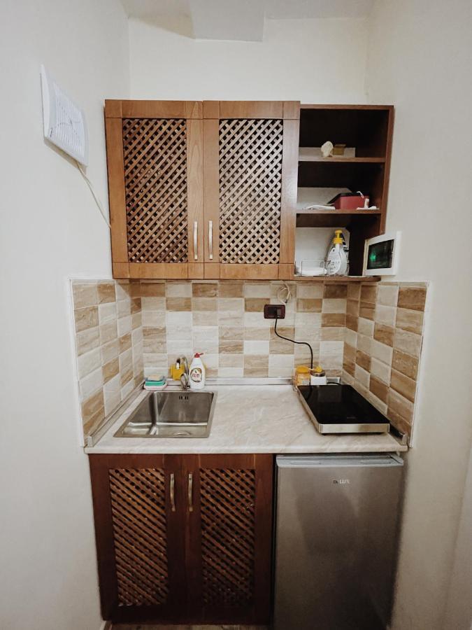 At Pikotiko'S - Korca City Rooms For Rent Exterior photo